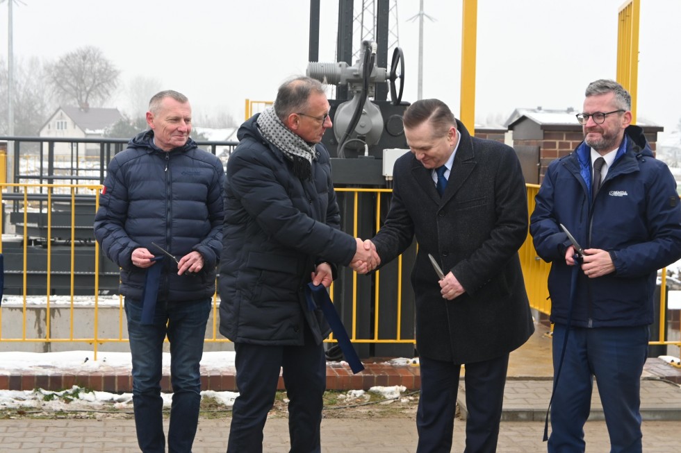 Nowy Dwór Gdański. Uroczyste otwarcie wrót przeciwsztormowych na rzece Tudze.