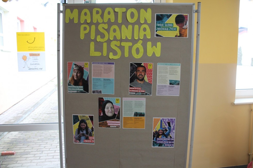 Sztum. Maraton Pisania Listów - w obronie praw człowieka.