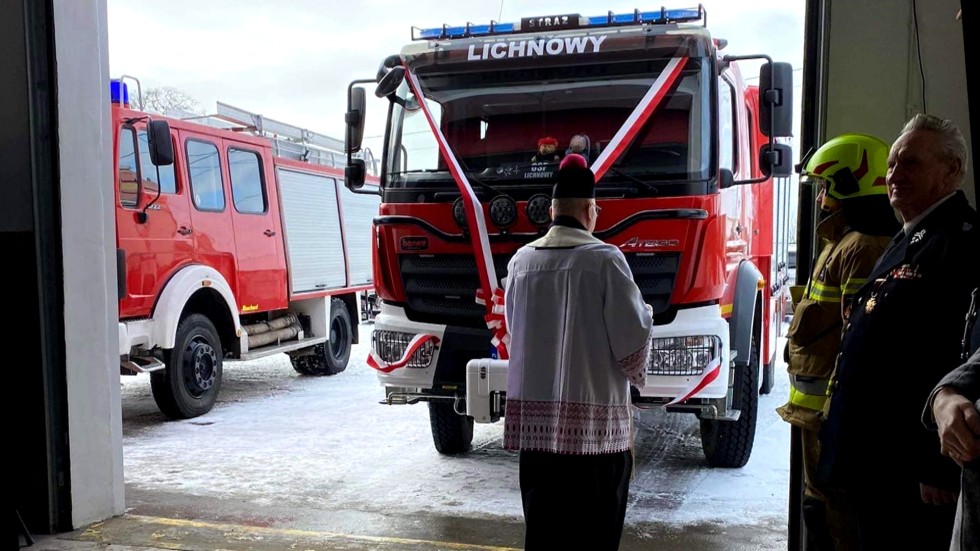 Gmina Lichnowy. Do strażaków – ochotników trafił nowy samochód.