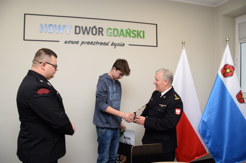 Nowy Dwór Gdański. Postawa godna do naśladowania - Paweł i Kacper uhonorowani.