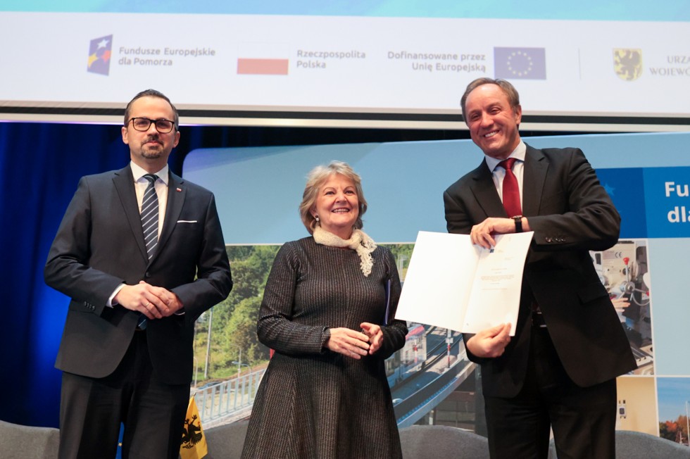 To ważny dzień dla Pomorza. Fundusze Europejskie dla naszego regionu zatwierdzone przez Komisję Europejską.