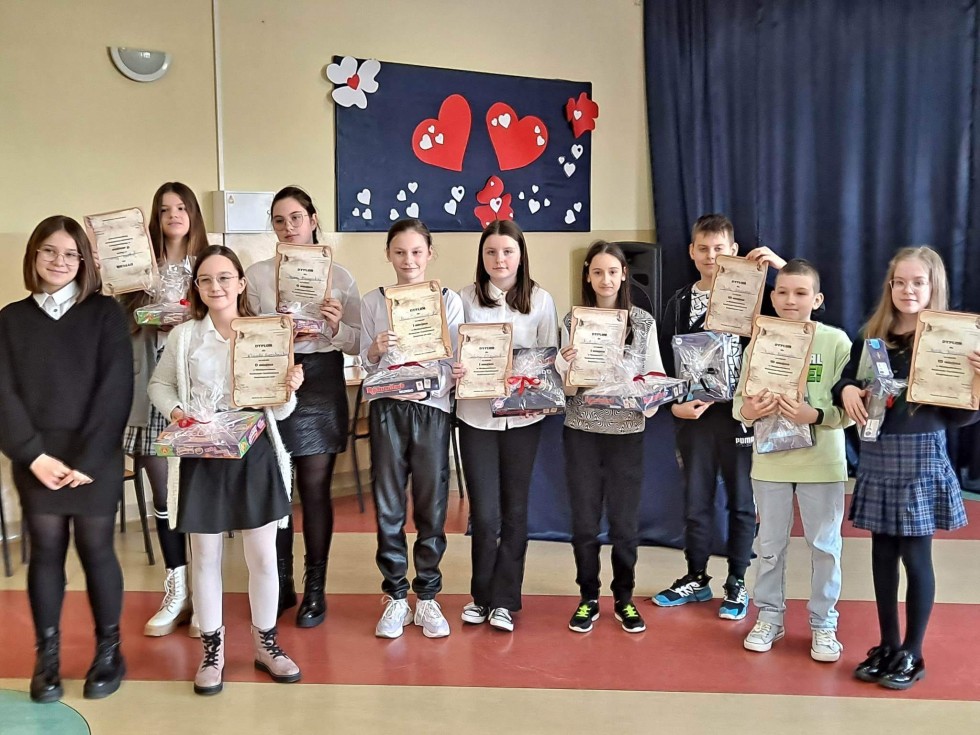 Gmina Malbork. Zaczytani po uszy – Międzyszkolny Konkurs Czytelniczy.