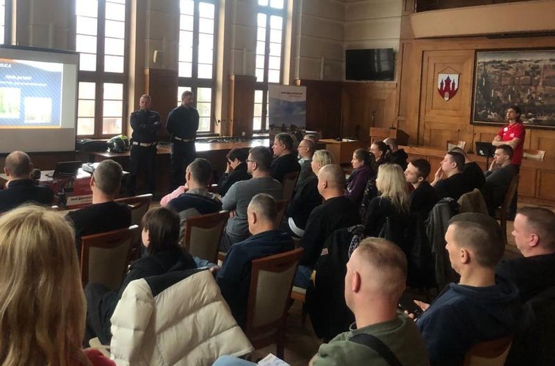 Malbork. Bezpieczny i MotoPomocny Motocyklista – warsztaty dla użytkowników jednośladów.