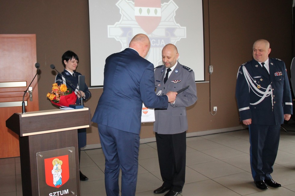 Sztum. Zmiana na stanowisku Komendanta Powiatowego Policji – insp. Robert Sarpalius przeszedł na emeryturę.