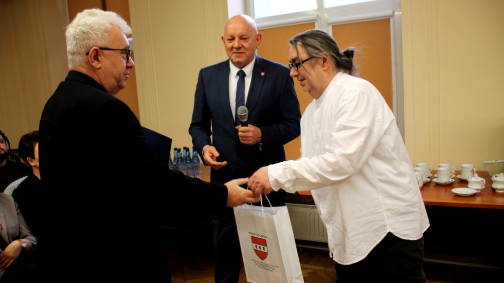 Sztum. Wręczono stypendia kulturalne i sportowe.