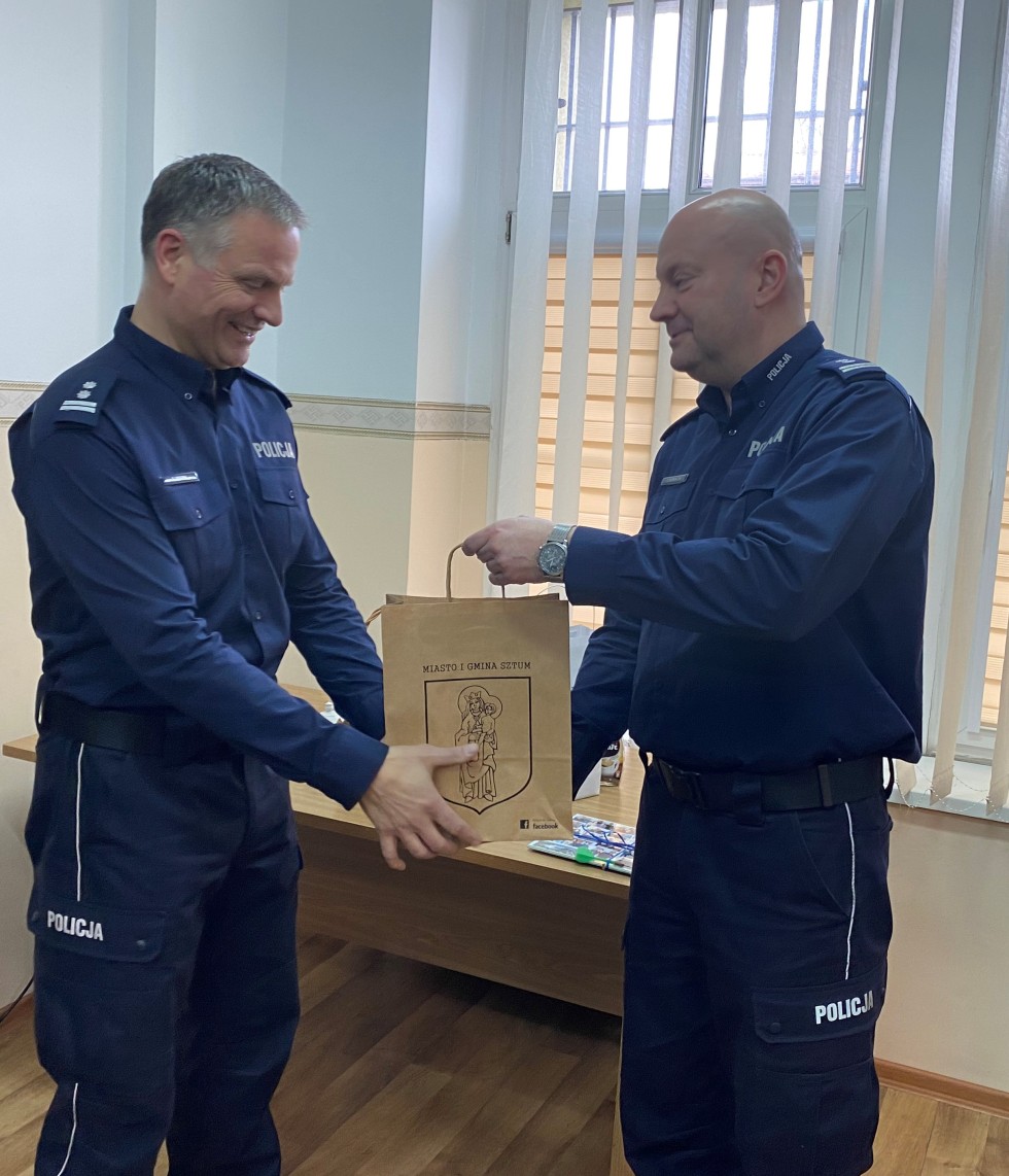 Sztum. Pożegnanie I zastępcy Komendanta Powiatowego Policji mł. insp. Remigiusza Wierzby.