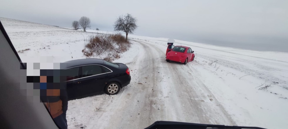 Powiat sztumski. Zderzenie dwóch osobówek w pobliżu miejscowości Szropy.