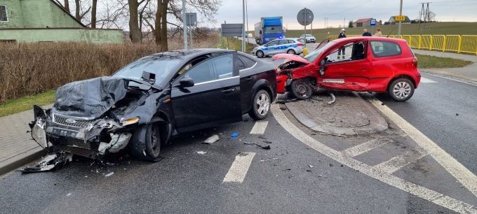 Powiat sztumski. 18-latka wymusiła pierwszeństwo i spowodowała wypadek.