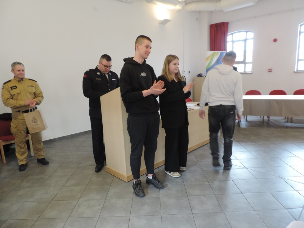 Nowy Dwór Gdański. Znamy laureatów powiatowych eliminacji konkursu wiedzy pożarniczej.