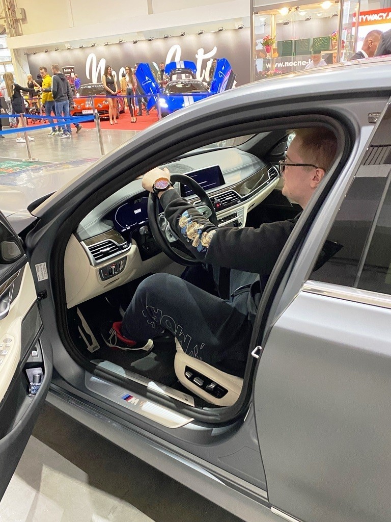 Malbork. Uczniowie Technikum nr 3 na Poznań Motor Show.