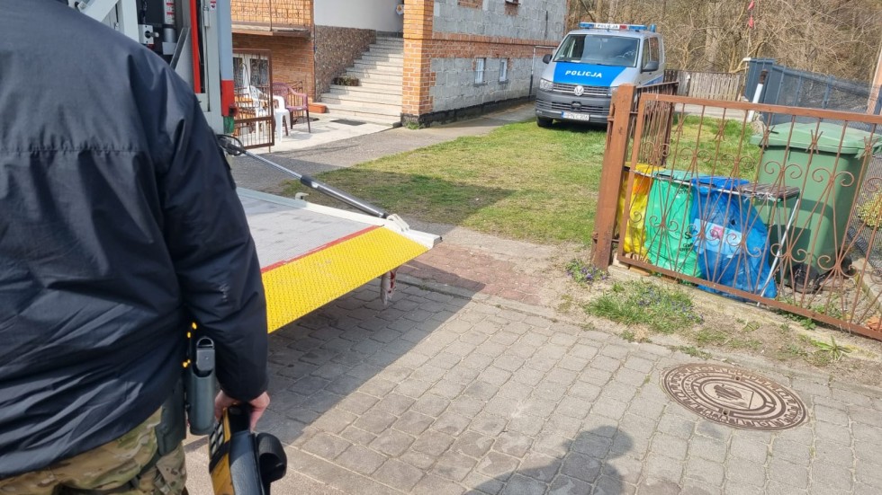 Krynica Morska. W ogródku wykopał materiał wybuchowy.