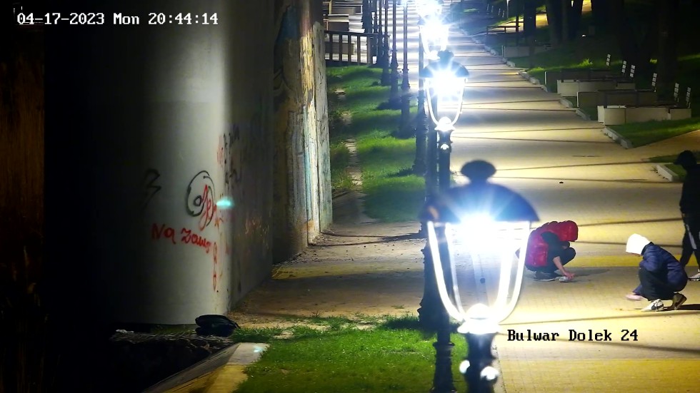 Malbork. Zatrzymano sprawców zniszczenia bulwaru nad Nogatem. Zobacz wideo i możliwości nowych kamer monitoringu miejskiego.