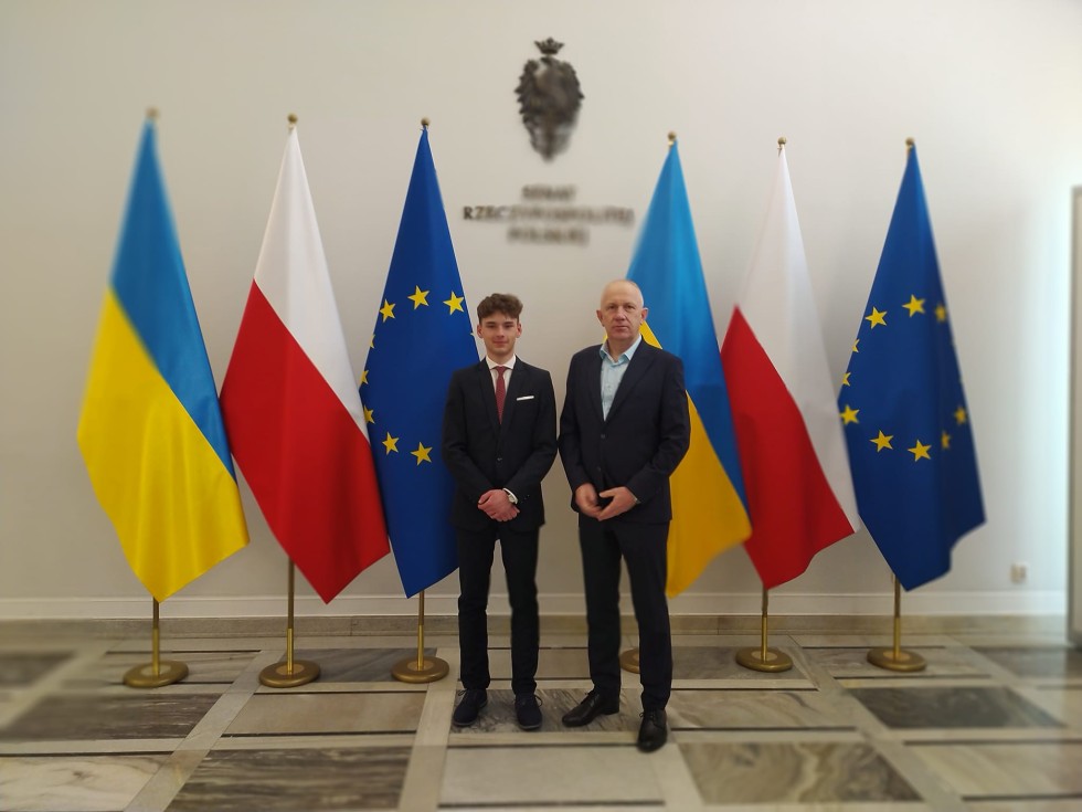 Nowy Dwór Gdański. Uczeń I LO Wiktor Maciejewski finalistą turnieju wiedzy o Senacie RP.