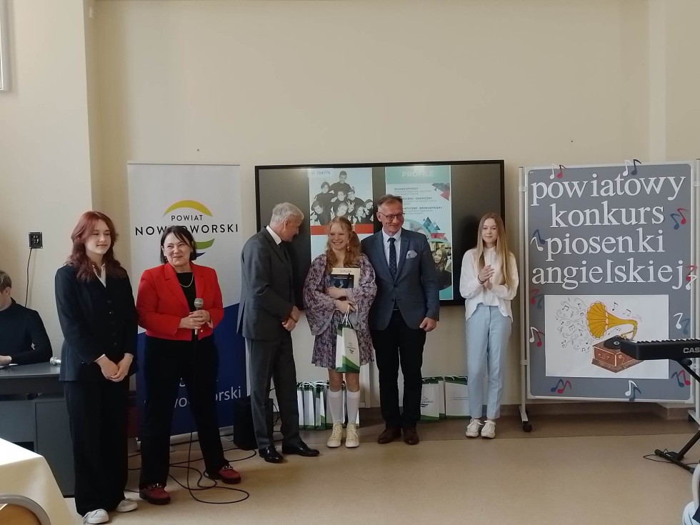 Nowy Dwór Gdański. Powiatowy Konkurs Piosenki Angielskiej – poznaj najlepszych wykonawców.