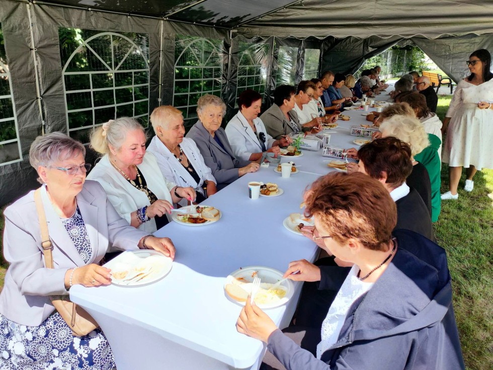 Gmina Miłoradz. Centrum Aktywności Seniora w Mątowach Wielkich skończyło 2 lata.