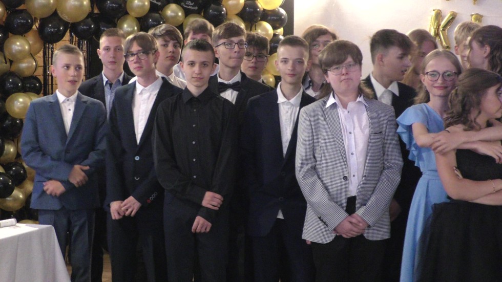 Malbork. Bal ósmych klas Szkoły Podstawowej nr 9. Zobacz wideo i zdjęcia!