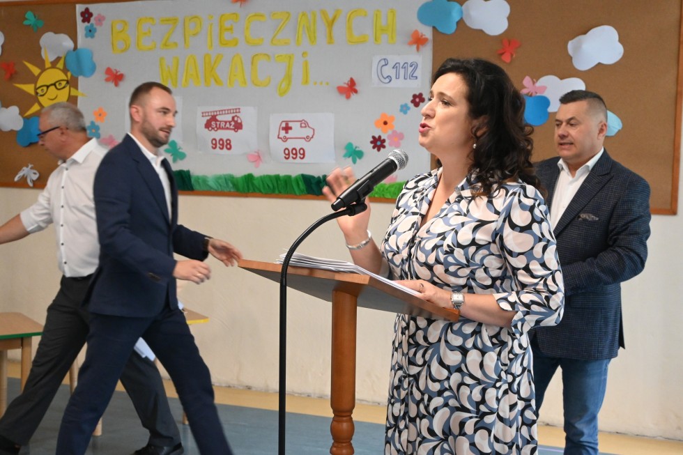 Zakończenie roku szkolnego i stypendia Starosty Nowodworskiego.