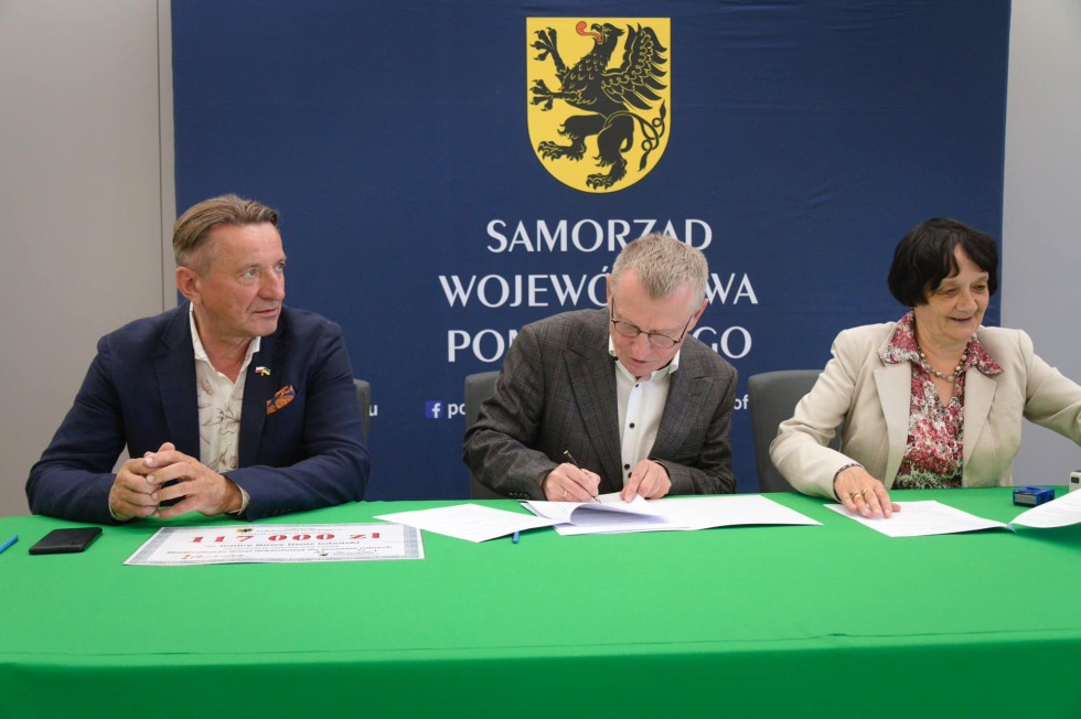 Wyremontowane zostaną drogi dla rolników - ponad 8,6 mln zł dla 68 pomorskich gmin.