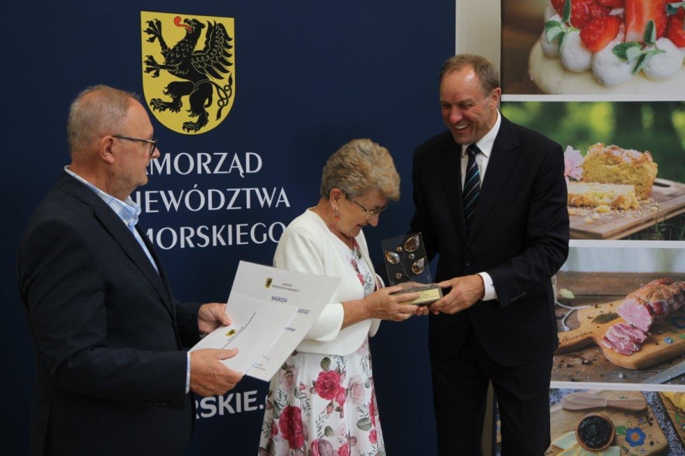 Konkurs Kulinarny o Bursztynowy Laur Marszałka Województwa Pomorskiego rozstrzygnięty. Wśród laureatów gospodarstwo z Janówki gm. Stare Pole.
