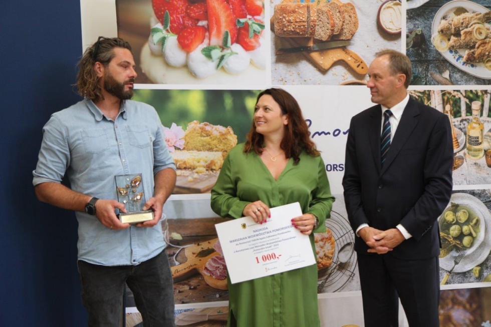 Konkurs Kulinarny o Bursztynowy Laur Marszałka Województwa Pomorskiego rozstrzygnięty. Wśród laureatów gospodarstwo z Janówki gm. Stare Pole.