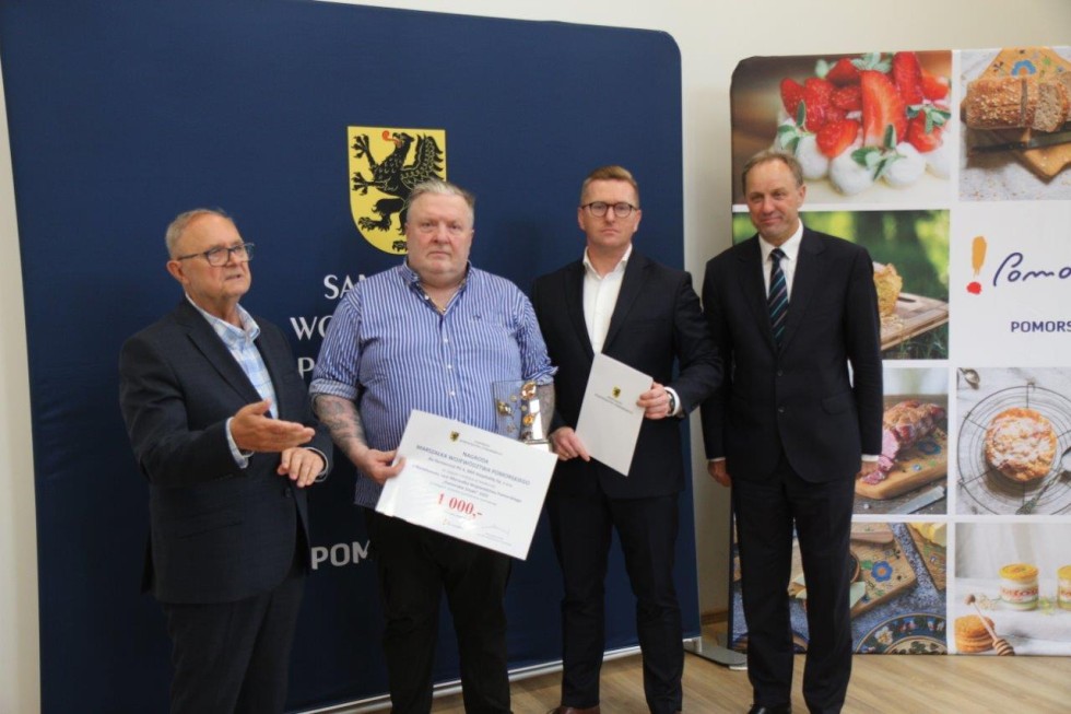 Konkurs Kulinarny o Bursztynowy Laur Marszałka Województwa Pomorskiego rozstrzygnięty. Wśród laureatów gospodarstwo z Janówki gm. Stare Pole.