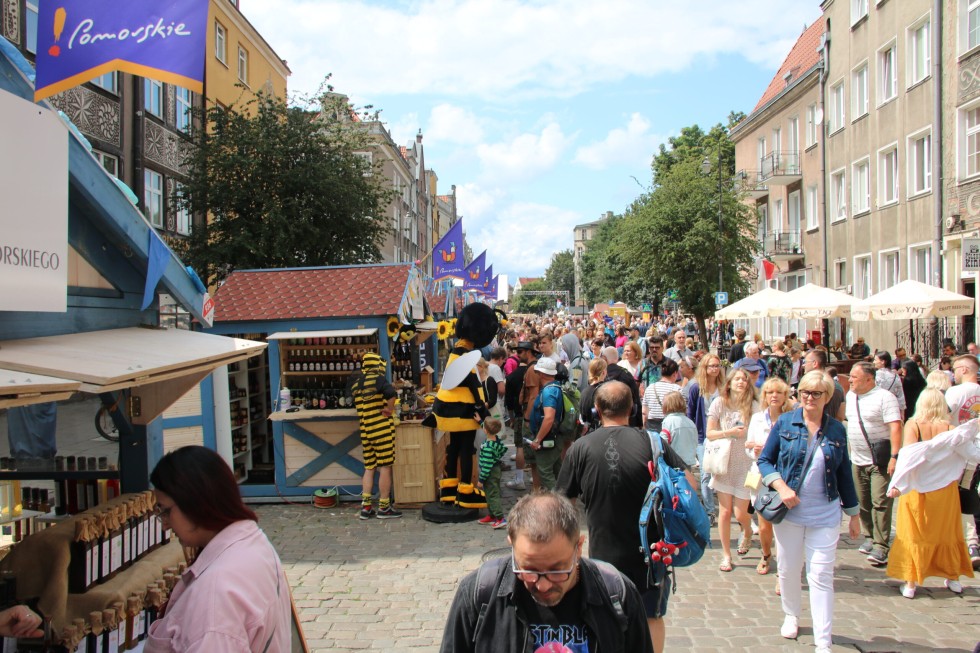 Kupcy i rzemieślnicy przejęli Gdańsk. 763. Jarmark św. Dominika rozpoczęty
