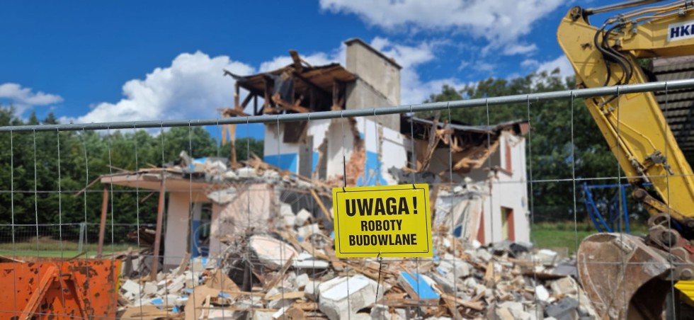 Sztutowo. Na razie jest gruzowisko, ale wkrótce powstanie Centrum Kultury i Sportu.