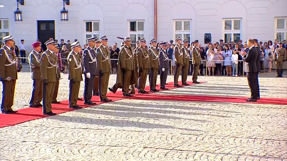 Pochodzący z Malborka płk Krzysztof Knut otrzymał z rąk Prezydenta RP nominację generalską.