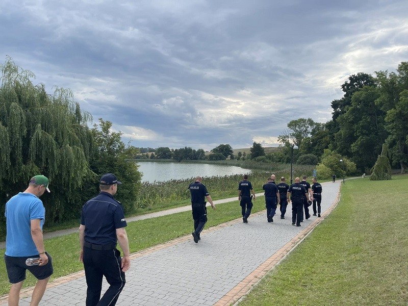 Sztum. Pobiegli na rzecz Fundacji Pomocy Wdowom i Sierotom po Poległych Policjantach.