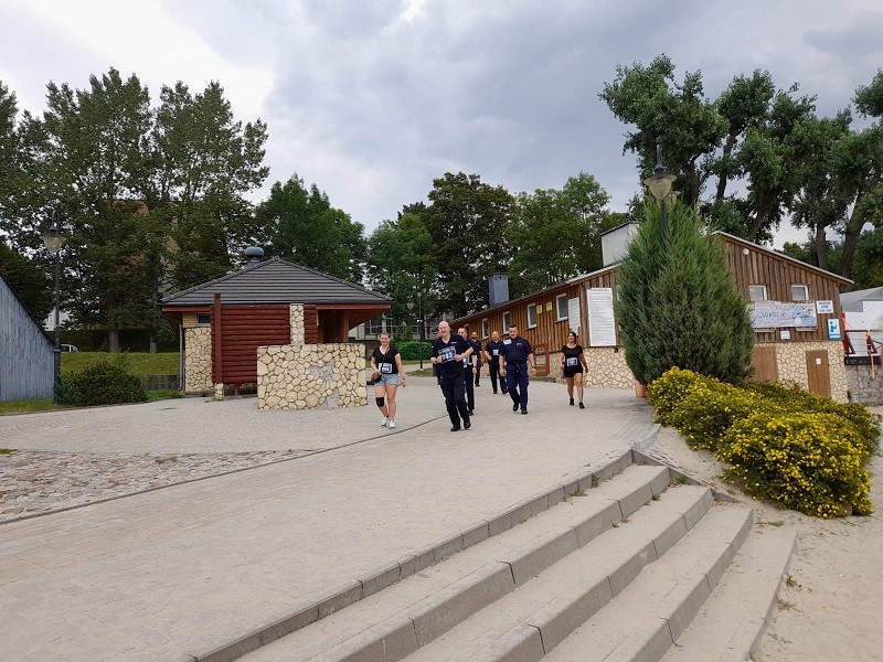 Sztum. Pobiegli na rzecz Fundacji Pomocy Wdowom i Sierotom po Poległych Policjantach.