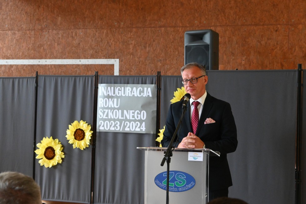 Nowy Dwór Gdański. Inauguracja roku szkolnego 2023/2024.