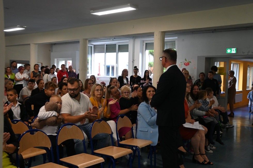 Nowy Dwór Gdański. Inauguracja roku szkolnego 2023/2024.