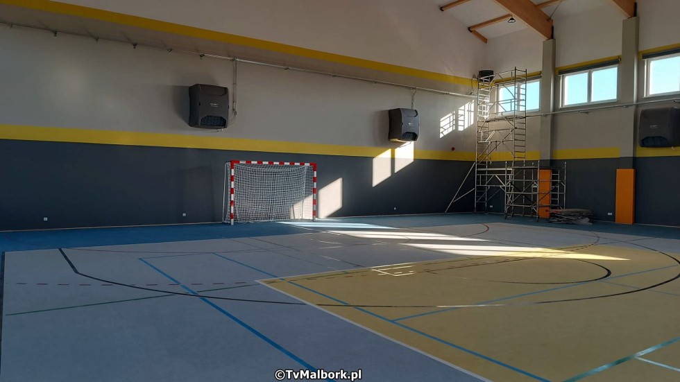 Miłoradz. Budowa hali sportowej przy Zespole Szkół i Przedszkola na finiszu. Wkrótce uroczyste otwarcie obiektu.