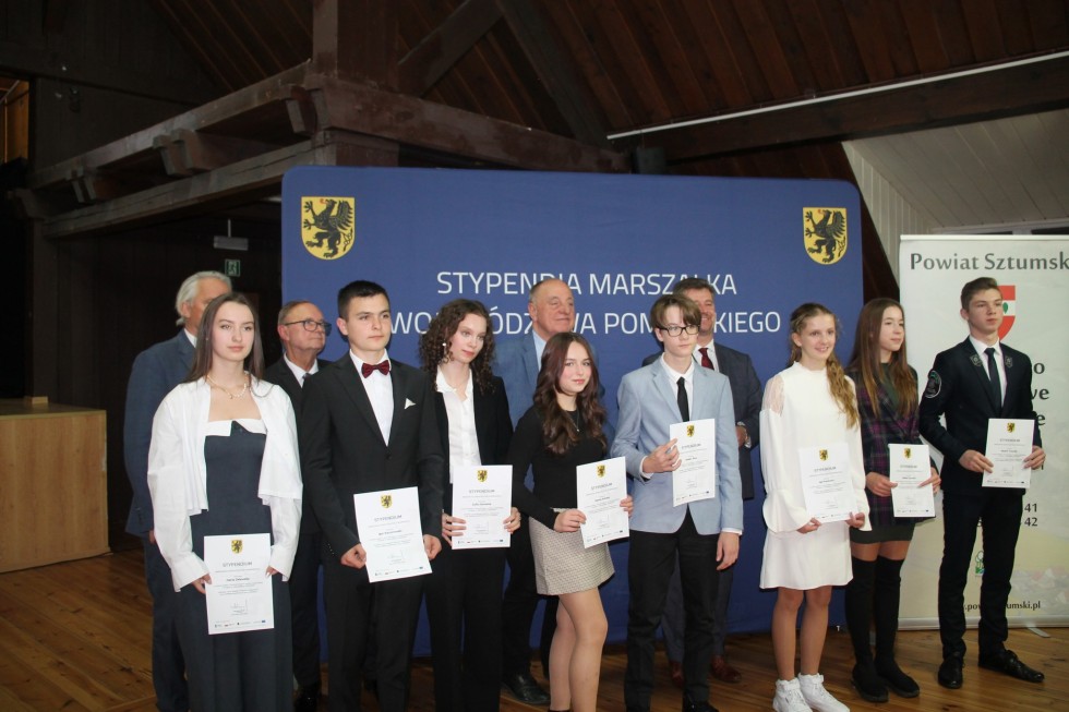 Powiat sztumski. Stypendia Marszałka Województwa Pomorskiego przyznane.