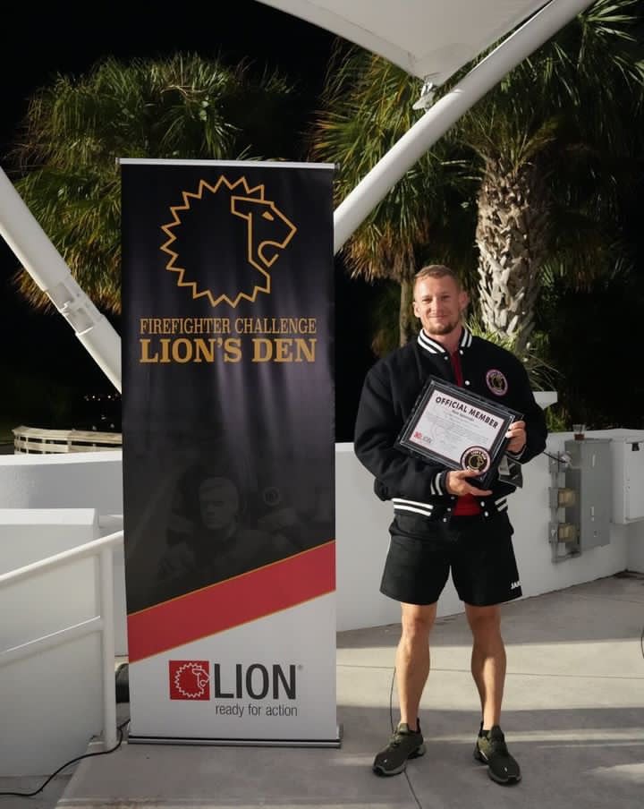 Strażak ze Sztumu brązowym medalistą Mistrzostw Świata Firefighter Challenge 2023.