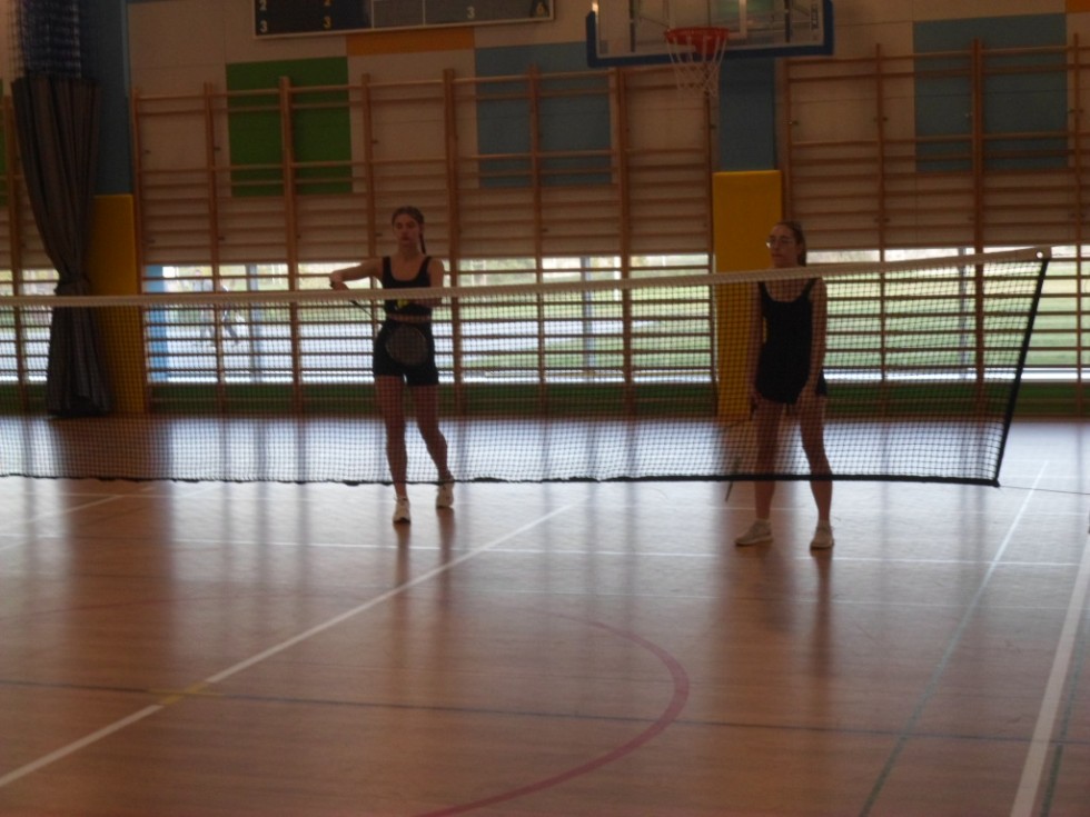 Malbork. Uczennice II LO wygrały Mistrzostwa Powiatu w badmintonie.