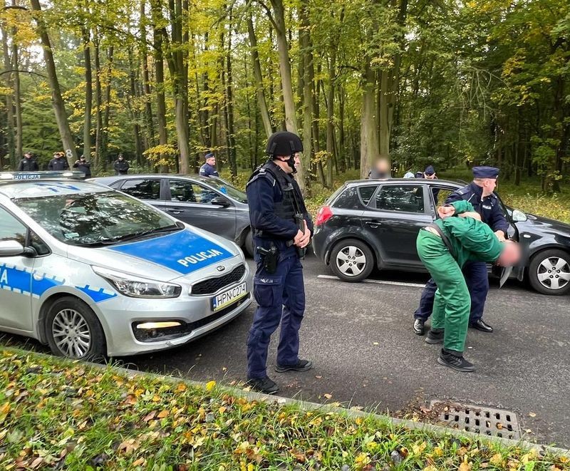 Malbork. Ucieczka osadzonego z zakładu karnego - ćwiczenia służb mundurowych.