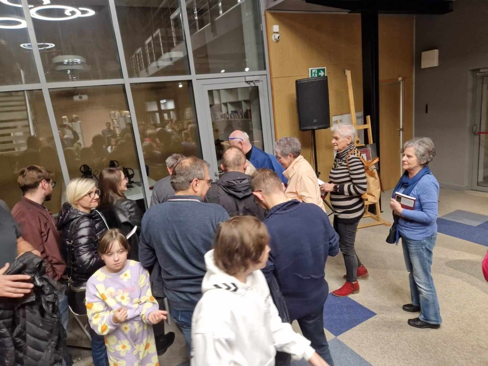 Sztum. Żywoty Zmarłych - spotkanie autorskie z Piotrem Podlewskim.