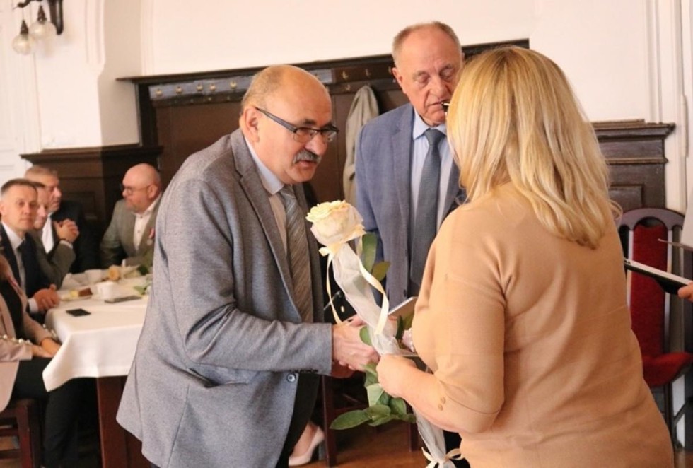 Malbork. Nagrodzono nauczycieli i pracowników powiatowej oświaty.
