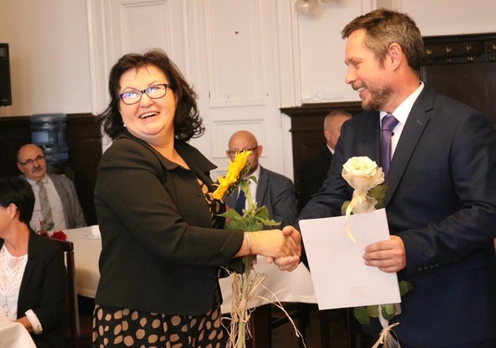 Malbork. Nagrodzono nauczycieli i pracowników powiatowej oświaty.