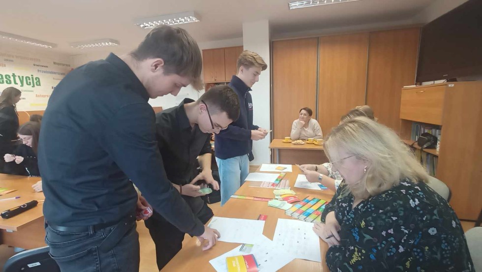 Malbork. Planuję zyskuję – gra edukacyjna dla młodzieży w ramach Tygodnia Przedsiębiorczości w PUP.