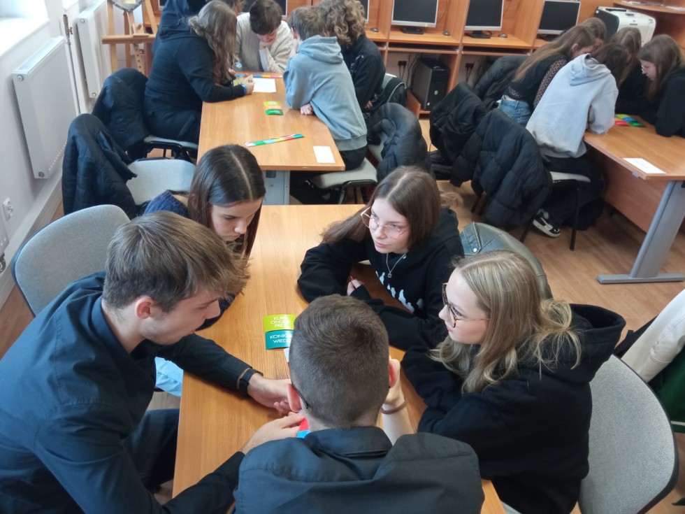 Malbork. Planuję zyskuję – gra edukacyjna dla młodzieży w ramach Tygodnia Przedsiębiorczości w PUP.