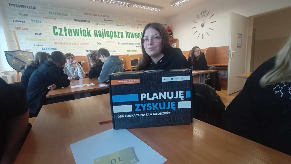Malbork. Planuję zyskuję – gra edukacyjna dla młodzieży w ramach Tygodnia Przedsiębiorczości w PUP.