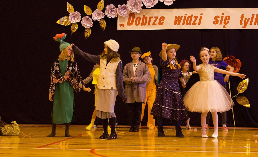 Malbork. Przyjaźń niejedno ma imię – święto teatru w Specjalnym Ośrodku Szkolno – Wychowawczym.