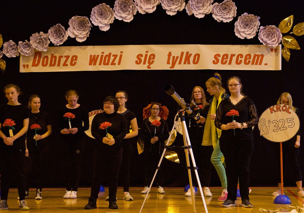 Malbork. Przyjaźń niejedno ma imię – święto teatru w Specjalnym Ośrodku Szkolno – Wychowawczym.