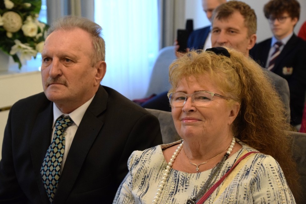 Nowy Dwór Gdański. Państwo Jolanta i Adam Żwirek świętują Złote Gody.