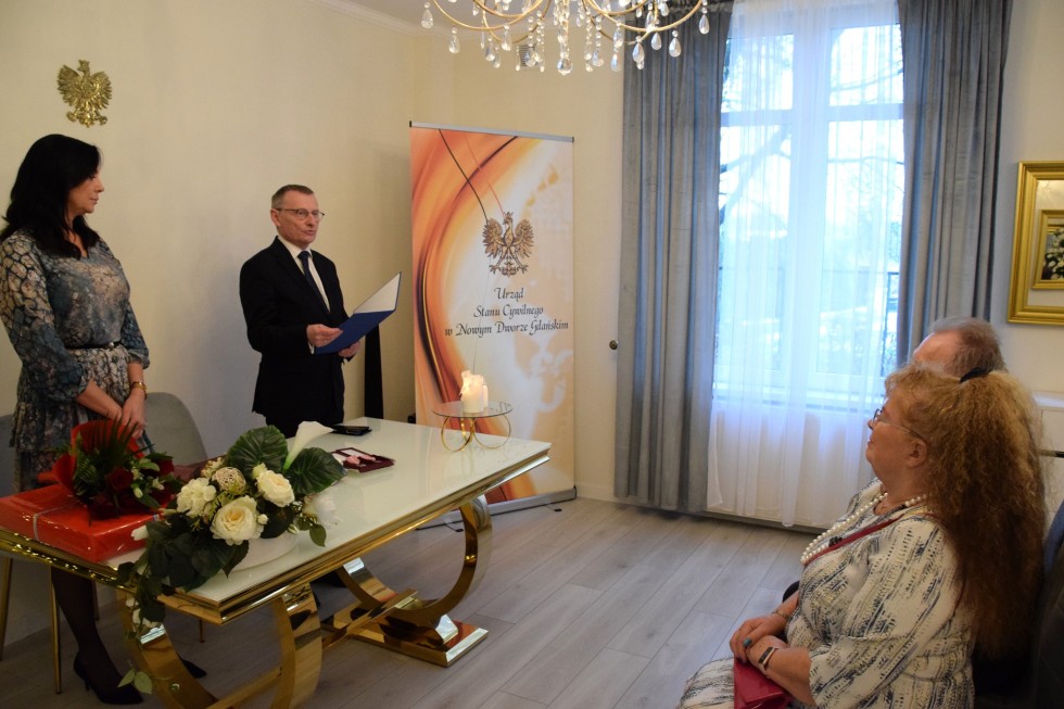 Nowy Dwór Gdański. Państwo Jolanta i Adam Żwirek świętują Złote Gody.