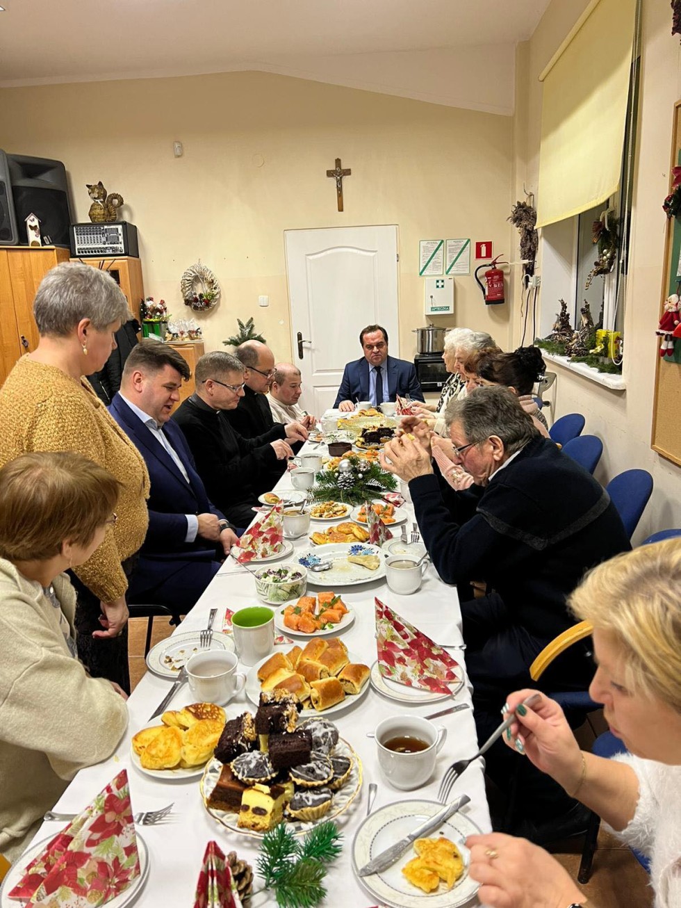 Gmina Malbork. Spotkania wigilijne dla seniorów i osób samotnych.