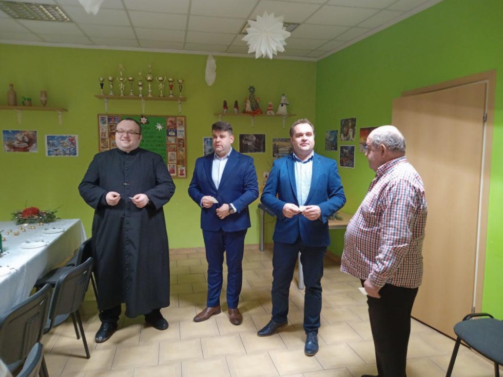 Gmina Malbork. Spotkania wigilijne dla seniorów i osób samotnych.