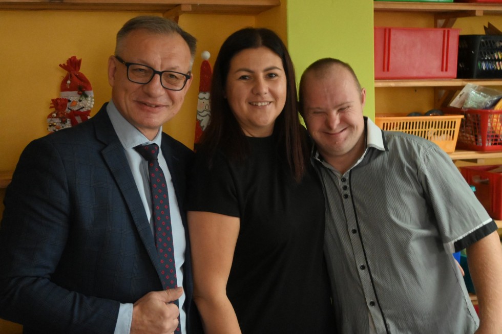 Powiat nowodworski. Spotkanie opłatkowe w Warsztatach Terapii Zajęciowej w Marzęcinie.